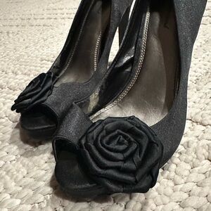 Elegant Black Peep-Toe Heels with Floral Accent